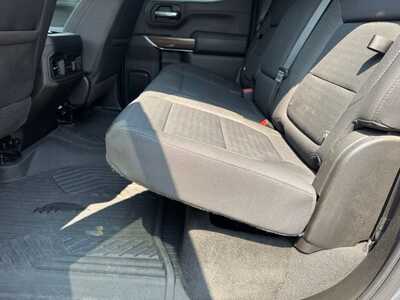 2022 Chevrolet 1500 Crew Cab, $31999. Photo 7