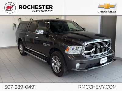 2017 RAM 1500 Crew Cab, $20999. Photo 1