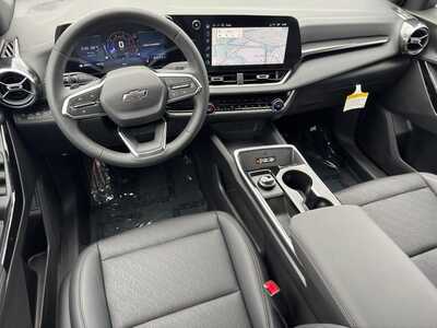 2027 Chevrolet Equinox, $35580.0. Photo 10