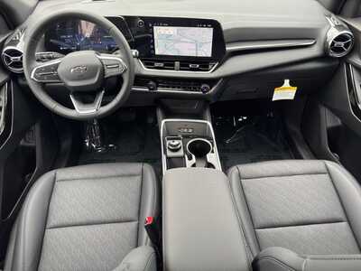 2027 Chevrolet Equinox, $35580.0. Photo 11