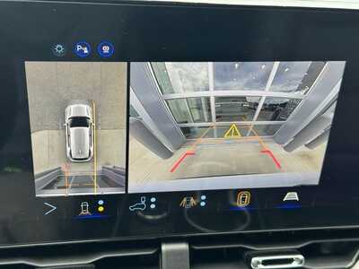 2027 Chevrolet Equinox, $35580.0. Photo 4