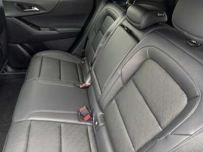 2027 Chevrolet Equinox, $35580.0. Photo 8