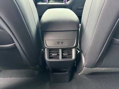 2027 Chevrolet Equinox, $35580.0. Photo 9