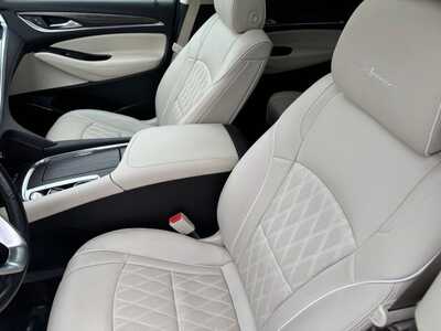 2022 Buick Enclave, $0. Photo 6