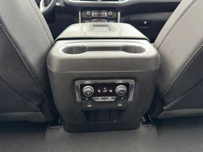 2023 Chevrolet Suburban, $49949. Photo 11