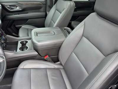 2023 Chevrolet Suburban, $49949. Photo 6