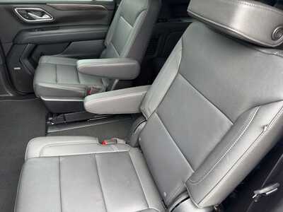 2023 Chevrolet Suburban, $49949. Photo 9