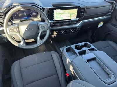 2026 Chevrolet 1500 Crew Cab, $48905.0. Photo 10
