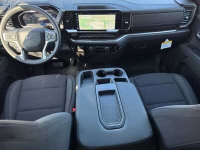 2026 Chevrolet 1500 Crew Cab, $48905.0. Photo 11