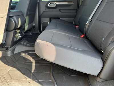 2026 Chevrolet 1500 Crew Cab, $48905.0. Photo 7