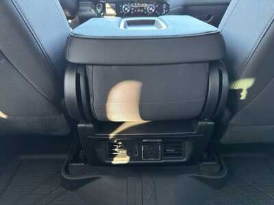 2026 Chevrolet 1500 Crew Cab, $48905.0. Photo 9