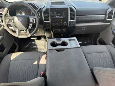 2018 Ford F250 Crew Cab, $31149. Photo 11