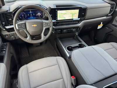2026 Chevrolet 3500 Crew Cab, $77110.0. Photo 10