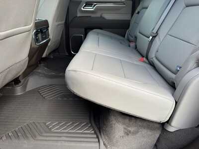 2026 Chevrolet 3500 Crew Cab, $77110.0. Photo 7