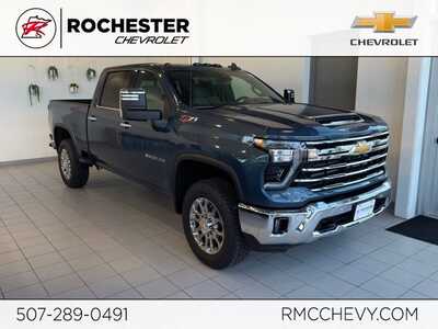 2026 Chevrolet 3500 Crew Cab, $77110.0. Photo 1