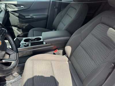2026 Chevrolet Equinox, $28399. Photo 6