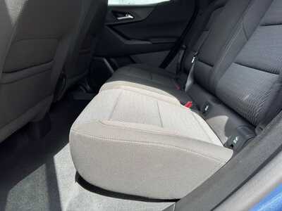 2026 Chevrolet Equinox, $28249. Photo 7