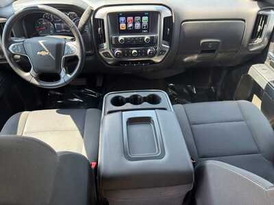 2017 Chevrolet 1500 Crew Cab, $20449. Photo 11