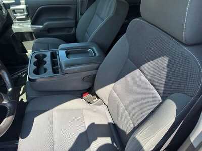 2017 Chevrolet 1500 Crew Cab, $20449. Photo 6