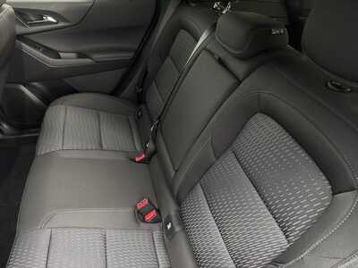 2027 Chevrolet Equinox, $31345.0. Photo 8