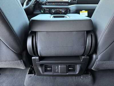 2026 Chevrolet 1500 Crew Cab, $50845.0. Photo 9