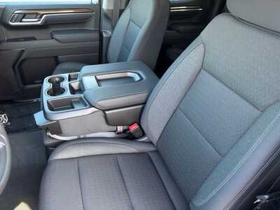 2026 Chevrolet 1500 Crew Cab, $50845.0. Photo 6