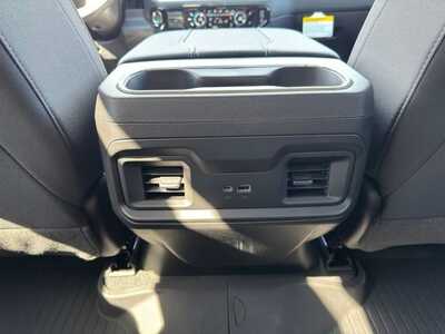 2026 Chevrolet 1500 Crew Cab, $57275.0. Photo 9