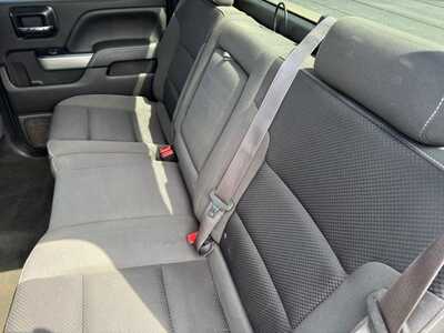 2015 Chevrolet 3500 Crew Cab, $26549. Photo 8
