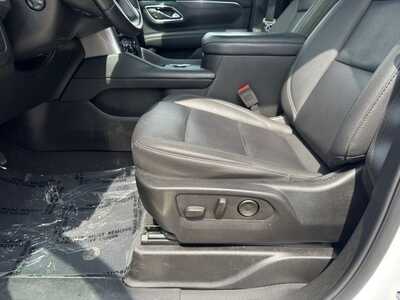 2024 Chevrolet Suburban, $62449. Photo 5