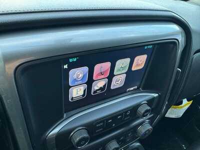 2015 Chevrolet 1500 Crew Cab, $22449. Photo 2