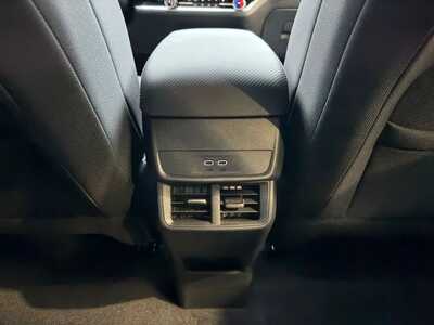 2027 Chevrolet Equinox, $31345.0. Photo 9