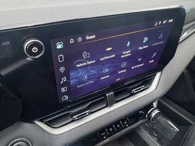 2027 Chevrolet Equinox, $31345.0. Photo 2