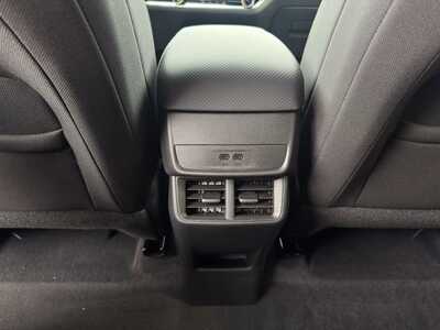 2027 Chevrolet Equinox, $31345.0. Photo 9