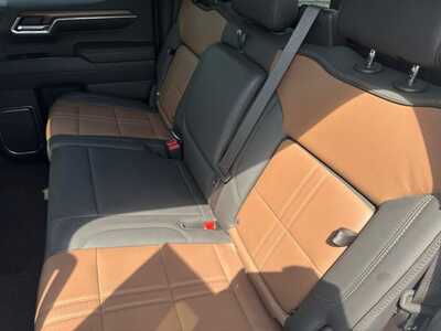 2023 Chevrolet 1500 Crew Cab, $44449. Photo 9