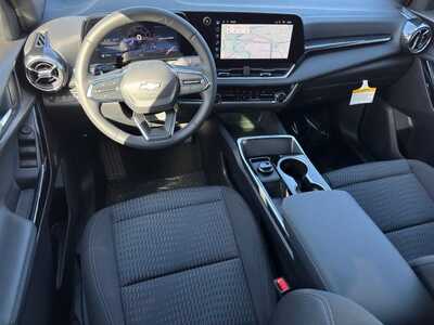 2027 Chevrolet Equinox, $31345.0. Photo 10