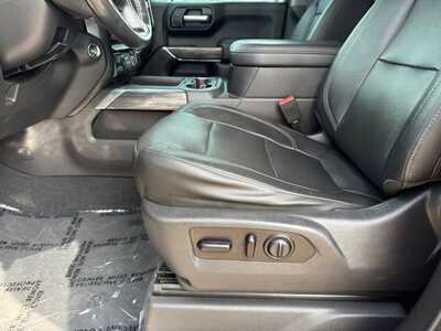 2020 Chevrolet 1500 Crew Cab, $36749. Photo 5