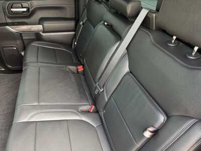 2020 Chevrolet 1500 Crew Cab, $36749. Photo 8