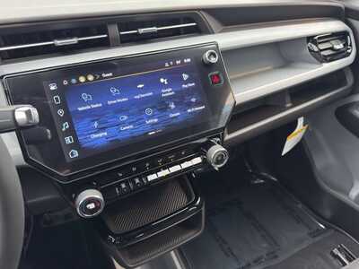 2027 Chevrolet Bolt EV, $27840.0. Photo 10