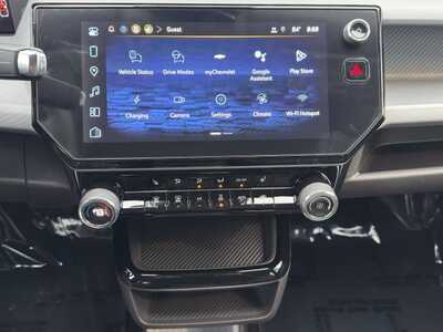 2027 Chevrolet Bolt EV, $27840.0. Photo 11