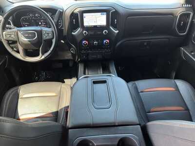 2022 GMC 3500 Crew Cab, $57499. Photo 11