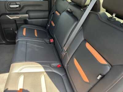 2022 GMC 3500 Crew Cab, $57499. Photo 8