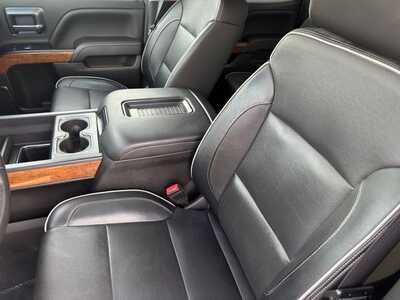 2018 Chevrolet 1500 Crew Cab, $36449. Photo 6