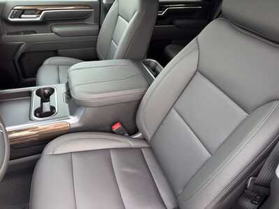 2026 Chevrolet 3500 Crew Cab, $67750.0. Photo 6