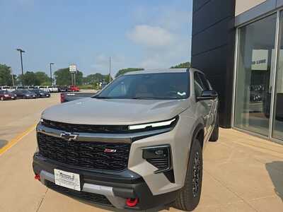 2027 Chevrolet Traverse, $54389. Photo 4