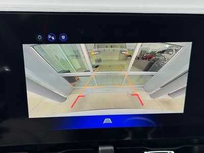 2027 Chevrolet Equinox, $31345.0. Photo 4