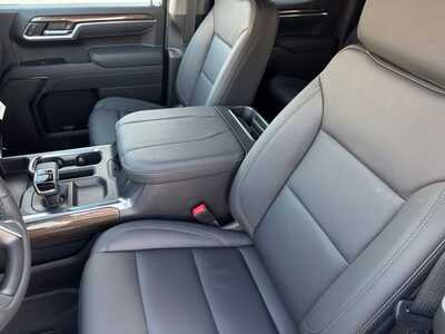 2026 Chevrolet 1500 Crew Cab, $54125.0. Photo 6
