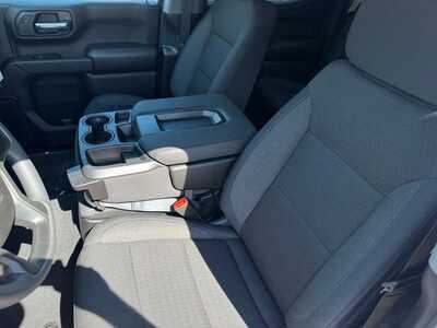 2026 Chevrolet 1500 Crew Cab, $46070.0. Photo 6