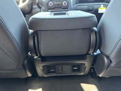 2026 Chevrolet 1500 Crew Cab, $46070.0. Photo 9