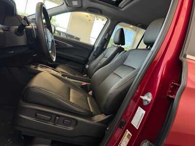2022 Honda Ridgeline, $29349. Photo 5