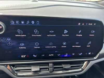 2026 Chevrolet Equinox, $36149. Photo 3